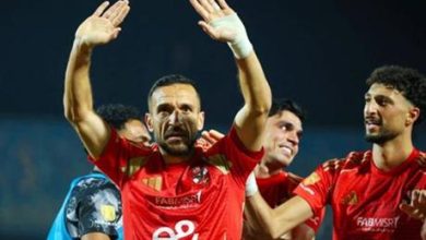 بعد تسعة أعوام من الإنجازات.. علي معلول يغادر الأهلي المصري