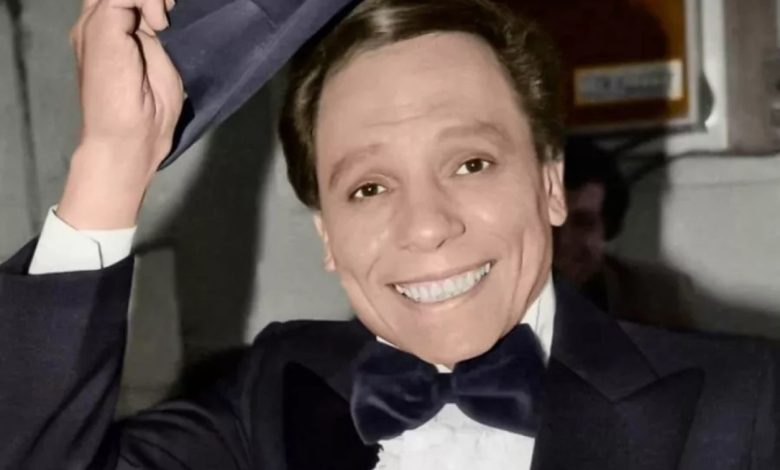 بعد غياب حوالي 15 عامًا .. عادل إمام يعود مرة أخرى إلى السينما فما القصة؟!