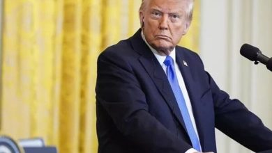 ترامب ردا على زيلينسكي: الرئيس الأمريكي وحده المخول...