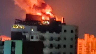 حريق هائل يلتهم 4 طوابق بعقار في المريوطية