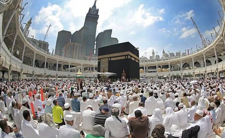خصوصيات شرعية.. تساؤلات النساء في طريقهن لأداء فريضة الحج