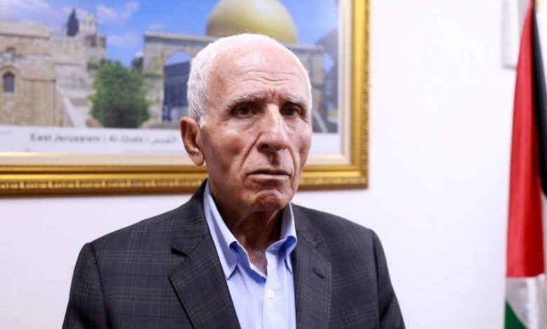 خلفا للشيخ.. عزام الأحمد أمين سر اللجنة التنفيذية لمنظمة التحرير