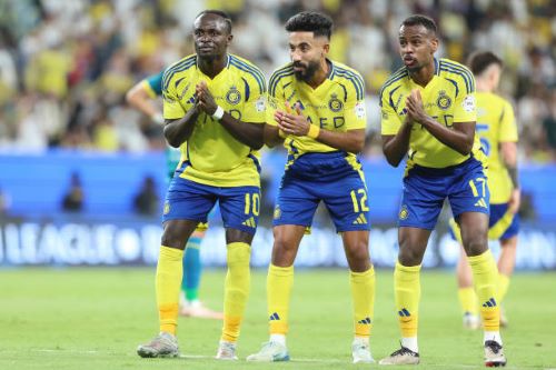 رسائل غاضبة من ماني بعد موسم النصر المخيب