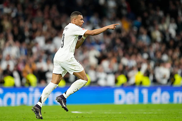 ريال مدريد يقلب الطاولة على مايوركا ويؤجل حسم لقب الليجا