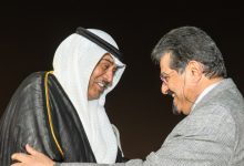 سمو ولي العهد في مقدمة مستقبلي رئيس الوزراء لدى عودته إلى أرض الوطن