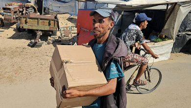 غزة: فشل الآلية الإسرائيلية الأمريكية لتوزيع المساعدات وهروب عناصر المؤسسة الأمريكية (فيديوهات)