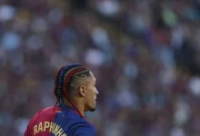 فليك أقنعني بالبقاء في برشلونة