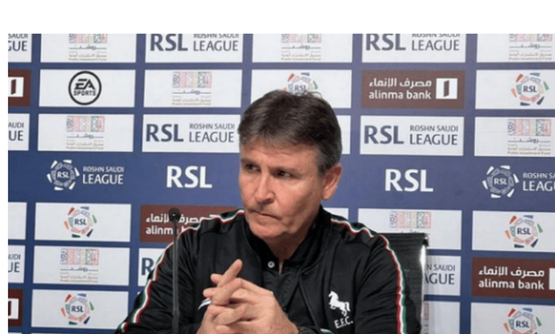 كازولا: راضٍ عن الأداء رغم الخسارة الثقيلة.. والشلهوب: الهلال استعاد روحه