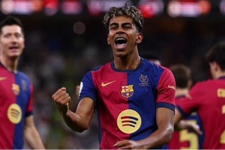 لامين جمال يرد الصاع.. ويستفز نجم ريال مدريد برسالة ساخرة بعد الكلاسيكو