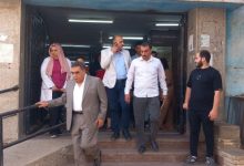 محافظ الدقهلية يتابع مستوى أداء الأطقم الطبية والتمريض بعيادة التأمين الصحي بجديلة