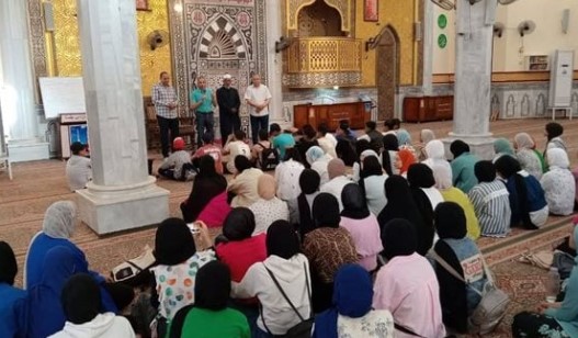محافظ الوادي الجديد: بدء برنامج المراجعات النهائية بالمساجد لطلاب الشهادة الإعدادية