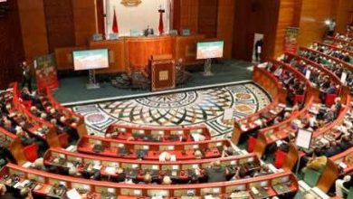 مفوض قضائي يثير جدلا في مجلس المستشارين بعد قيامه بإجراء محضر معاينة