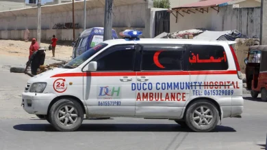 مقتل 13 شخصاً على الأقل في تفجير انتحاري بمقديشو