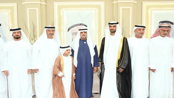 نهيان بن مبارك يحضر أفراح الأحبابي والمنصوري