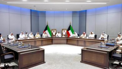 وزير الخارجية يبحث مع مساعديه تعزيز العمل بما يتواكب مع توجيهات القيادة السياسية