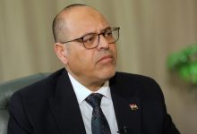 وزير العمل يوجه بصرف 420 ألف جنيه تعويضات عاجلة لـ3 عمال ضحايا حادث بالمنوفية