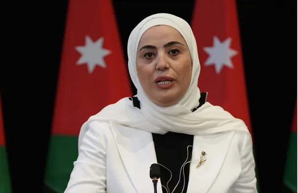 وزيرة التنمية الاجتماعية ترعى تخريج سيدات من المجتمع...