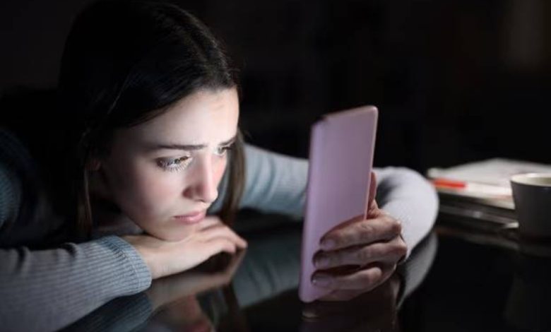 احذر: نصائح الصحة النفسية على وسائل التواصل قد تكون مضرة - أخبار السعودية