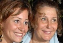 تجري فحوصات روتينية فقط.. منة شلبي: ماما زيزي بخير - أخبار السعودية