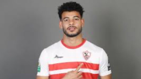 هل يتعافى دونجا من الإصابة الجديدة قبل نهائي كأس مصر؟.. إعلامي يكشف