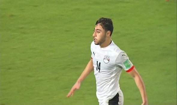 أكرم توفيق يطير إلى الدوحة لإتمام التعاقد مع الشمال القطري