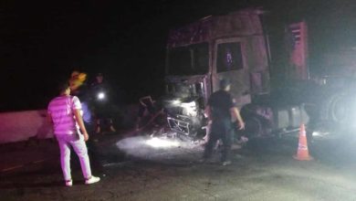احتراق سيارة تريلا تحمل حديد في بورسعيد