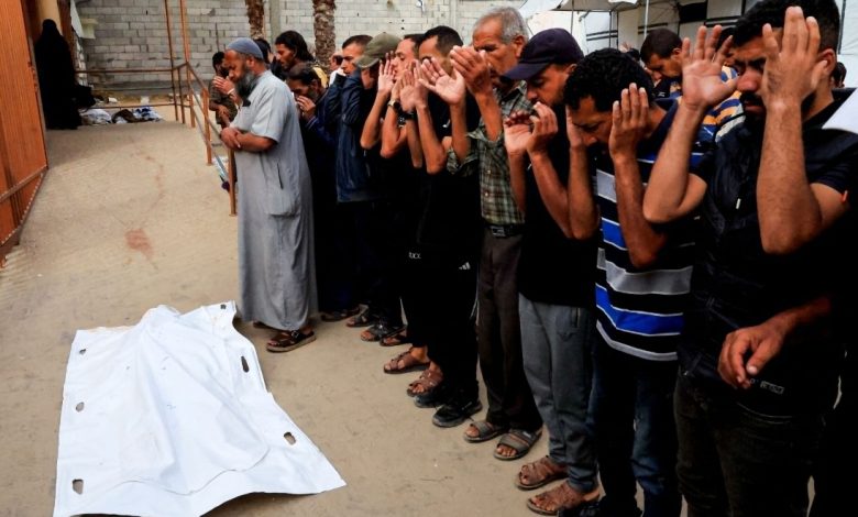 استشهاد 8 فلسطينيين بنيران قوات الاحتلال غرب رفح