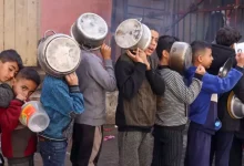 الحرب على غزة: كيف تعيد "إسرائيل" استخدام أساليب التجويع النازية؟