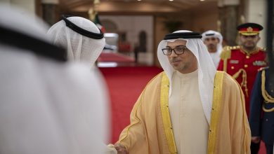 بالصور.. منصور بن زايد يغادر الكويت في ختام زيارته الرسمية