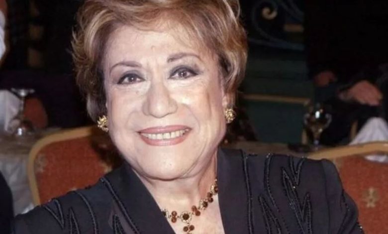 بكاء لميس الحديدي ونادية الجندي على الهواء بعد رحيل سميحة أيوب