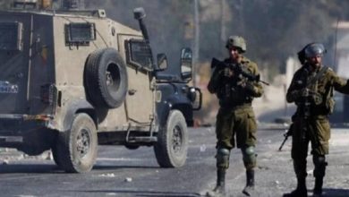 بينهم سيدة وطفل.. الاحتلال يعتقل عدداً من الفلسطينيين بالضفة
