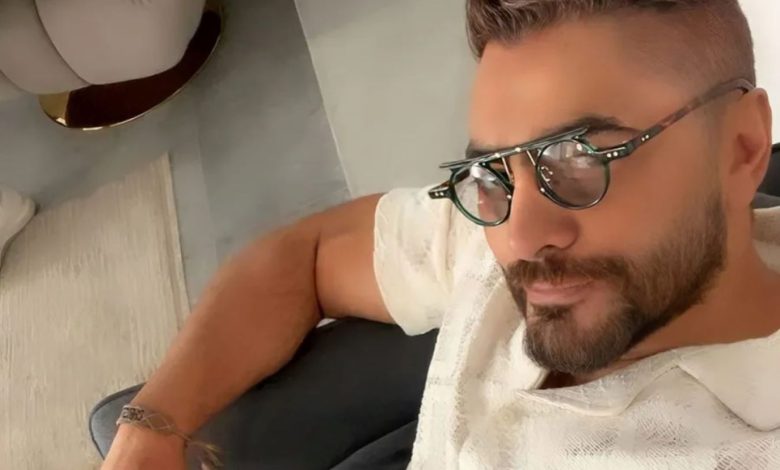 تامر حسني يكشف عن وعكته الصحية.. هل نقل العدوى إلى ابنه؟