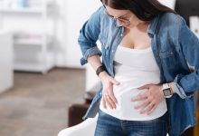 تسبب الانتفاخ والتقلصات.. احذر هذه العادات اليومية