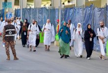 حُجِّاج بيت الله الحرام يتوافدون إلى مشعر منى لقضاء يوم التروية