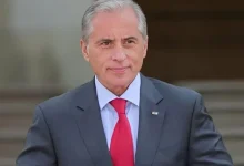 رئيس الوزراء يهنئ الملك بتأهل منتخب النشامى لنهائيات كأس...