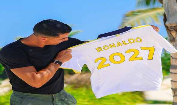 رونالدو يُجدد عقده مع النصر لعامين ويؤكد استمراره في الدوري السعودي
