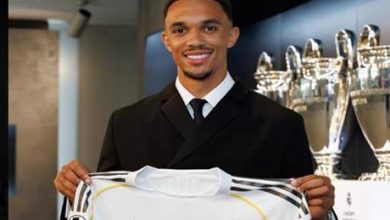 ريال مدريد يكشف رسميا عن رقم قميص ألكسندر أرنولد
