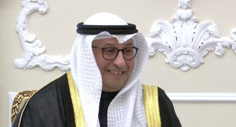 سفير الكويت في إيران حول إجراءات الإجلاء: حصر أعداد المواطنين وتحديد نقطة معينة للتجمع والانطلاق