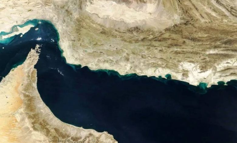 شريان الحياة للعالم الصناعي.. ماذا يعني إغلاق إيران لمضيق هرمز؟