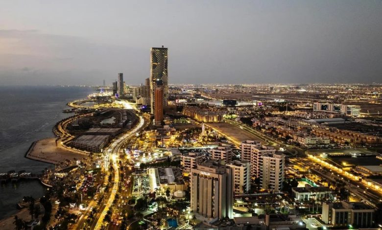 شواطئ مدينة جدة تتأهب لاستقبال عشّاق السياحة البحرية
