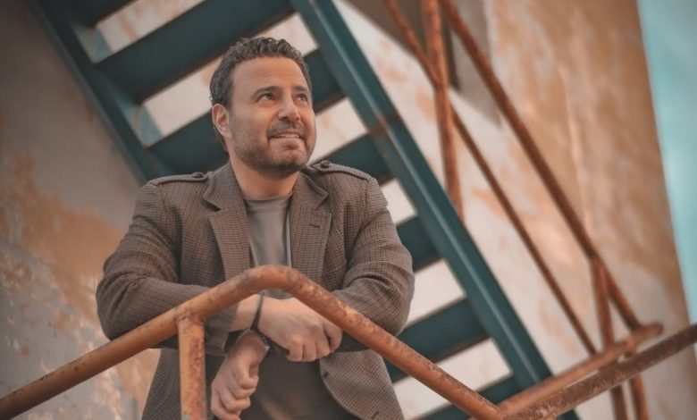 عاصي الحلاني يطلق فيديو كليب أغنيته الخليجية أشتكي لله بتقنية الذكاء الاصطناعي