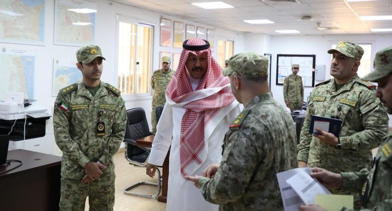 فيصل النواف تفقد مركز الشيخ سالم العلي للدفاع الكيماوي والرصد الإشعاعي