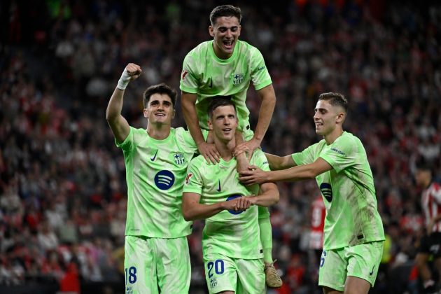 لاعب برشلونة يرد على النصر