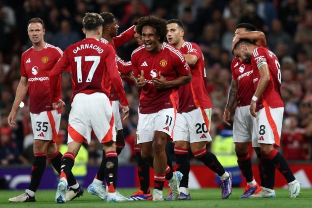 مانشستر يونايتد يرد على اهتمام نيوم بضم لاعبه