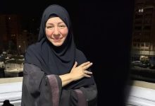 مجدي الهواري لـ عبلة كامل: مكانك بالوسط الفني مرفوع من الخدمة