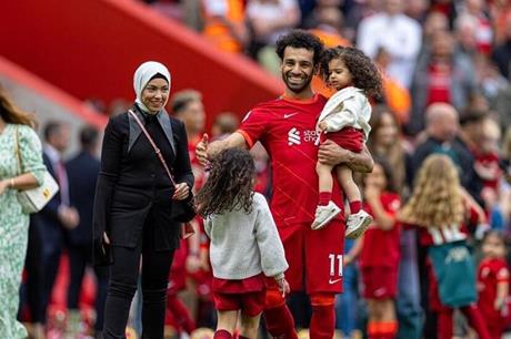 محمد صلاح يرد على رسائل التهنئة بعيد ميلاده.. فمن أبرز المهنئين؟