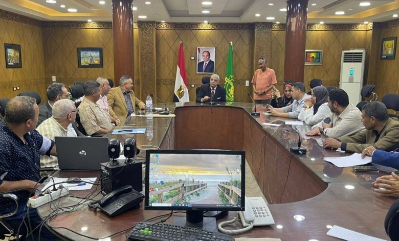 مدير مديرية تعليم القليوبية يناقش الاستعدادات النهائية لاستقبال امتحانات الثانوية العامة