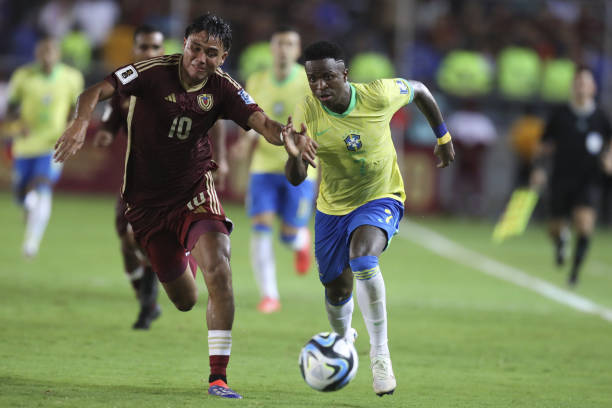 منتخبا البرازيل والإكوادور يتأهلان إلى كأس العالم 2026