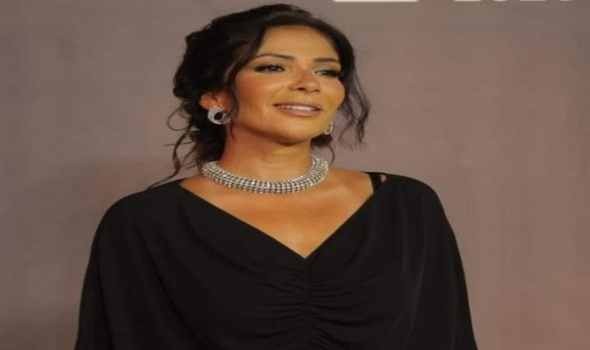 منى زكى تجدد تعاونها مع كاملة أبو ذكرى سينمائيا بعد 19 عاما