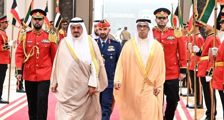 نائب رئيس الإمارات يغادر البلاد بعد زيارة رسمية